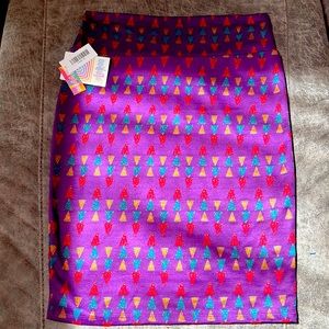 NWT LuLaRoe Cassie Pencil Skirt Size: Medium